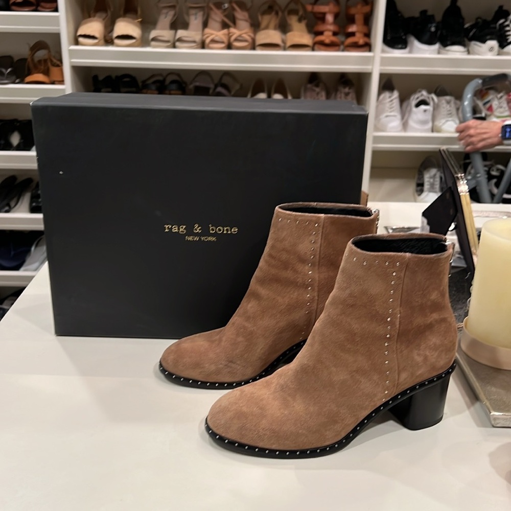 Rag & Bone Suede Almond Toe Tan Ankle Boots with Studded Detail. Size 38